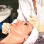 گونه گذاری با ژل یا چربی؟ 