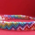 بافت دستبند دوستی طرح زیگزاگ